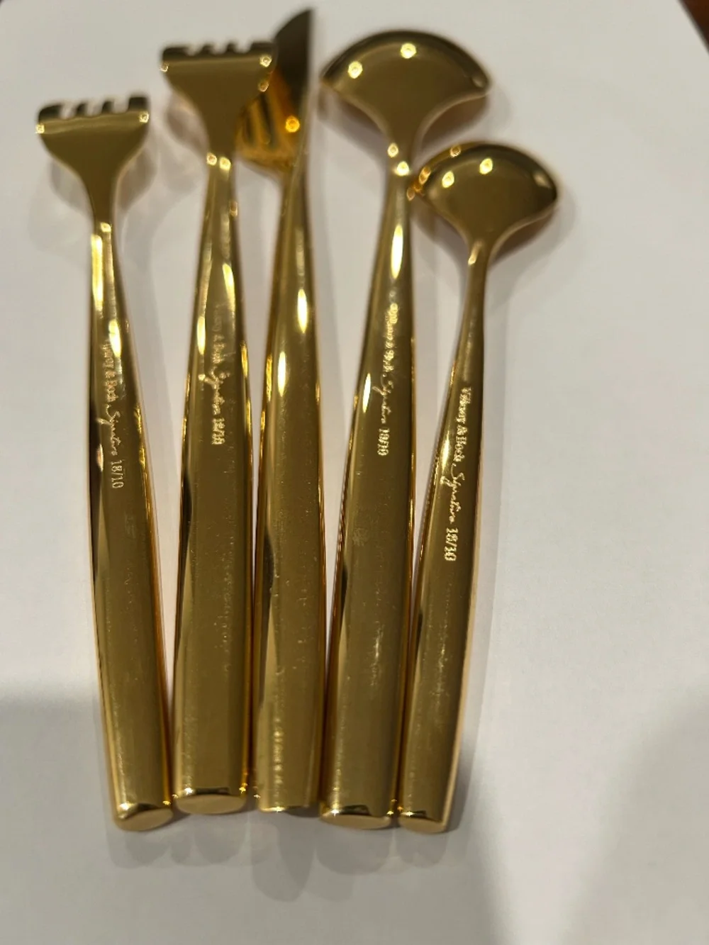 Villeroy & Boch MetroChic d'Or 5 Piece Place Setting | Gold |